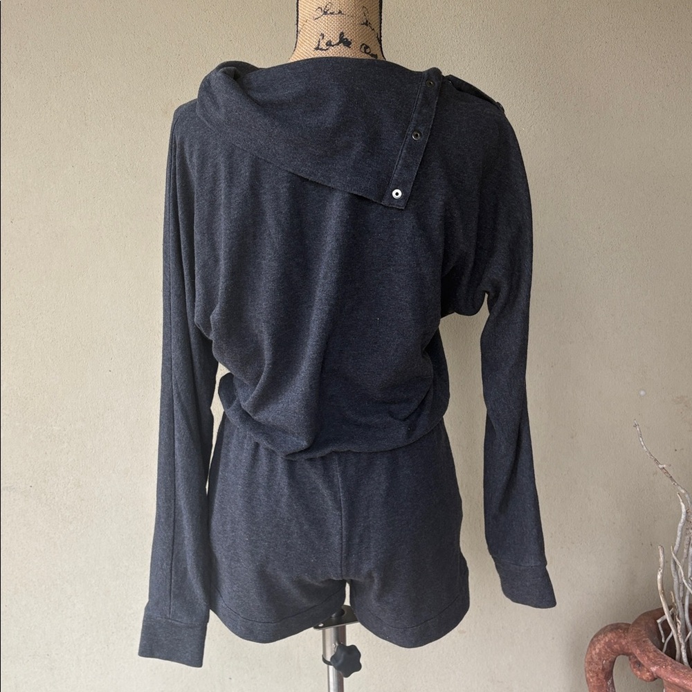 BCBGMaxAzria romper - Picture 8 of 16